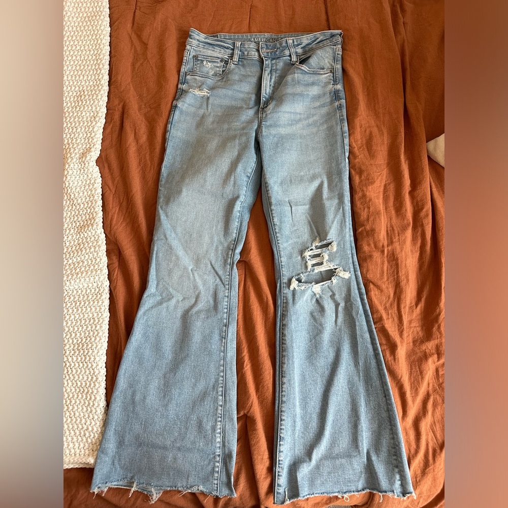 American Eagle Super High-Rise Flare Jeggings